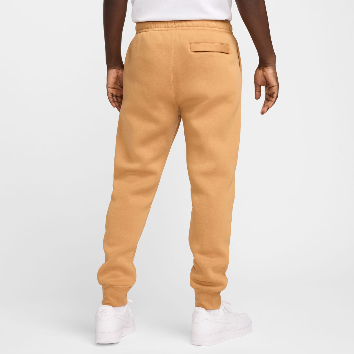 Nike club fleece joggers mens best sale