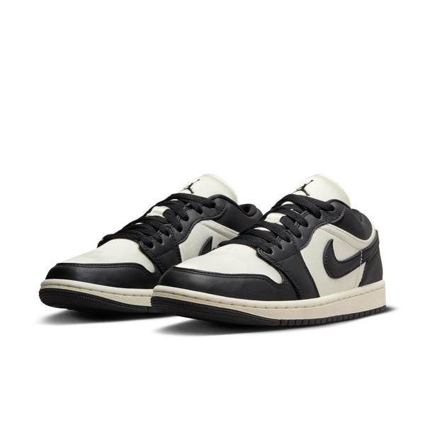 Nike - W Air Jordan 1 Low SE