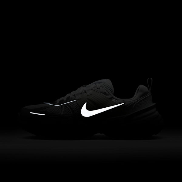 Nike - W V2K Run