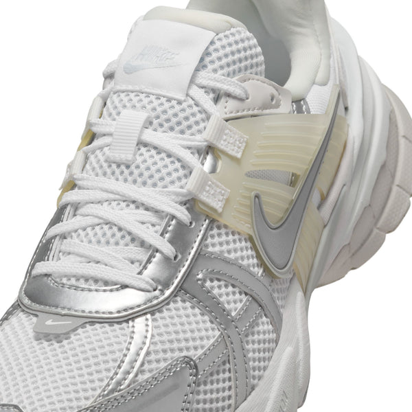 Nike - W V2K Run