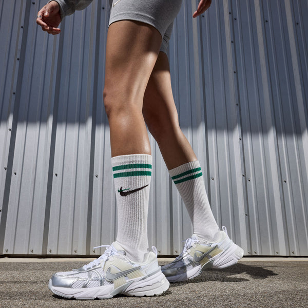 Nike - W V2K Run