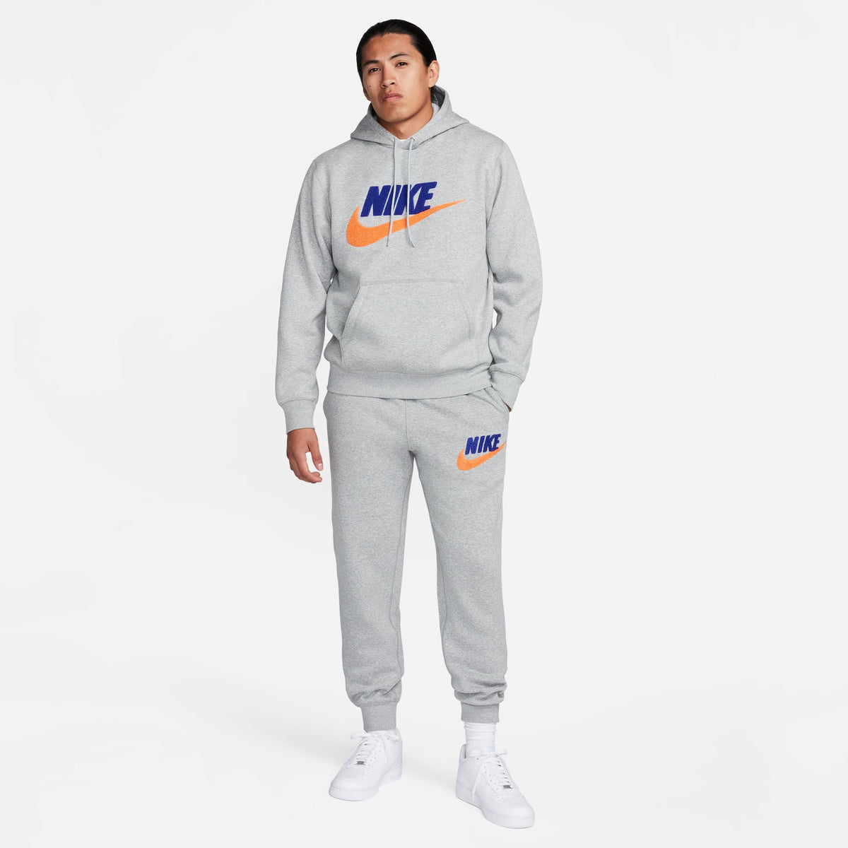 Nike sweatpants light grey online