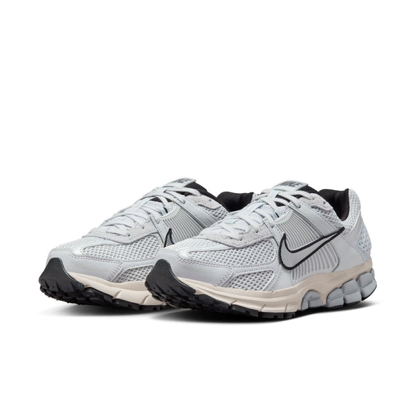 Nike - W Zoom Vomero 5 ~ Chrome/Platinum