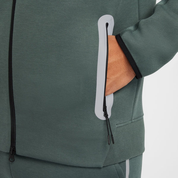 Nike - Tech Windrunner Full-Zip Jacket ~ Vintage Green
