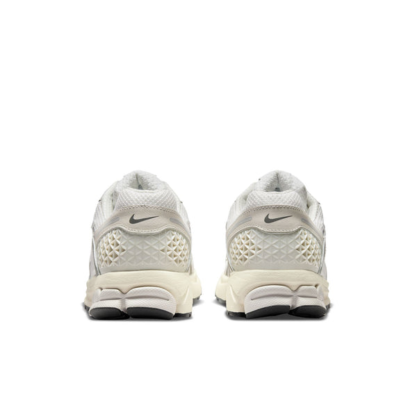 Nike - Zoom Vomero 5 SE ~ Platinum Tint