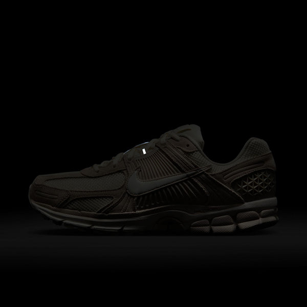 Nike - Zoom Vomero 5 ~ Orewood