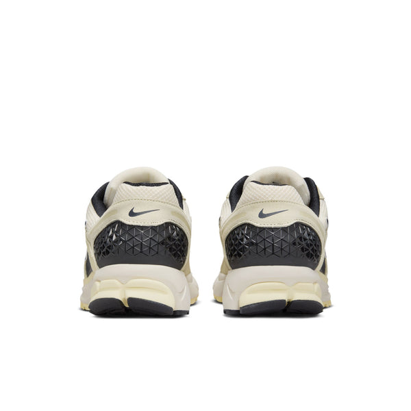 Nike - Zoom Vomero 5 ~ Alabaster