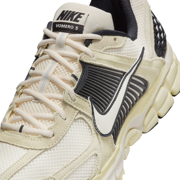 Nike - Zoom Vomero 5 ~ Alabaster
