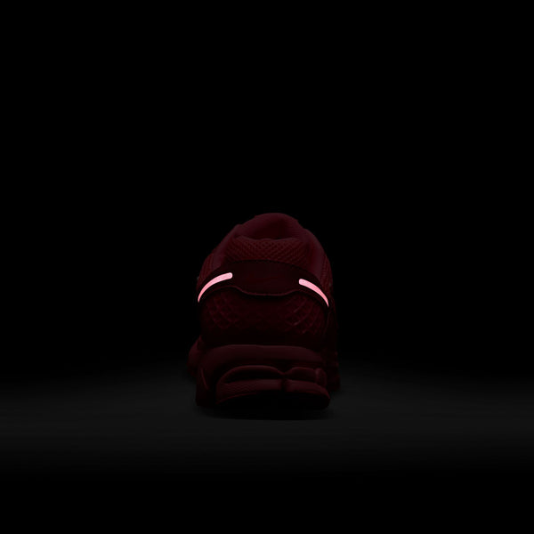 Nike - Zoom Vomero 5 ~ Pink