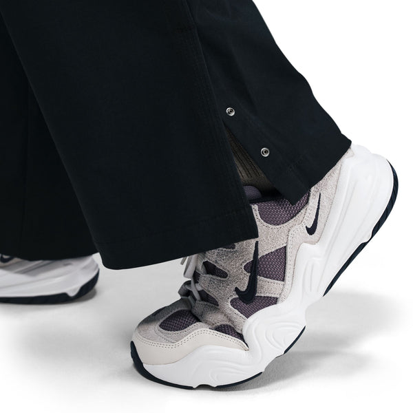 Nike - Sportswear Mid-Rise Twill Trousers ~ Black