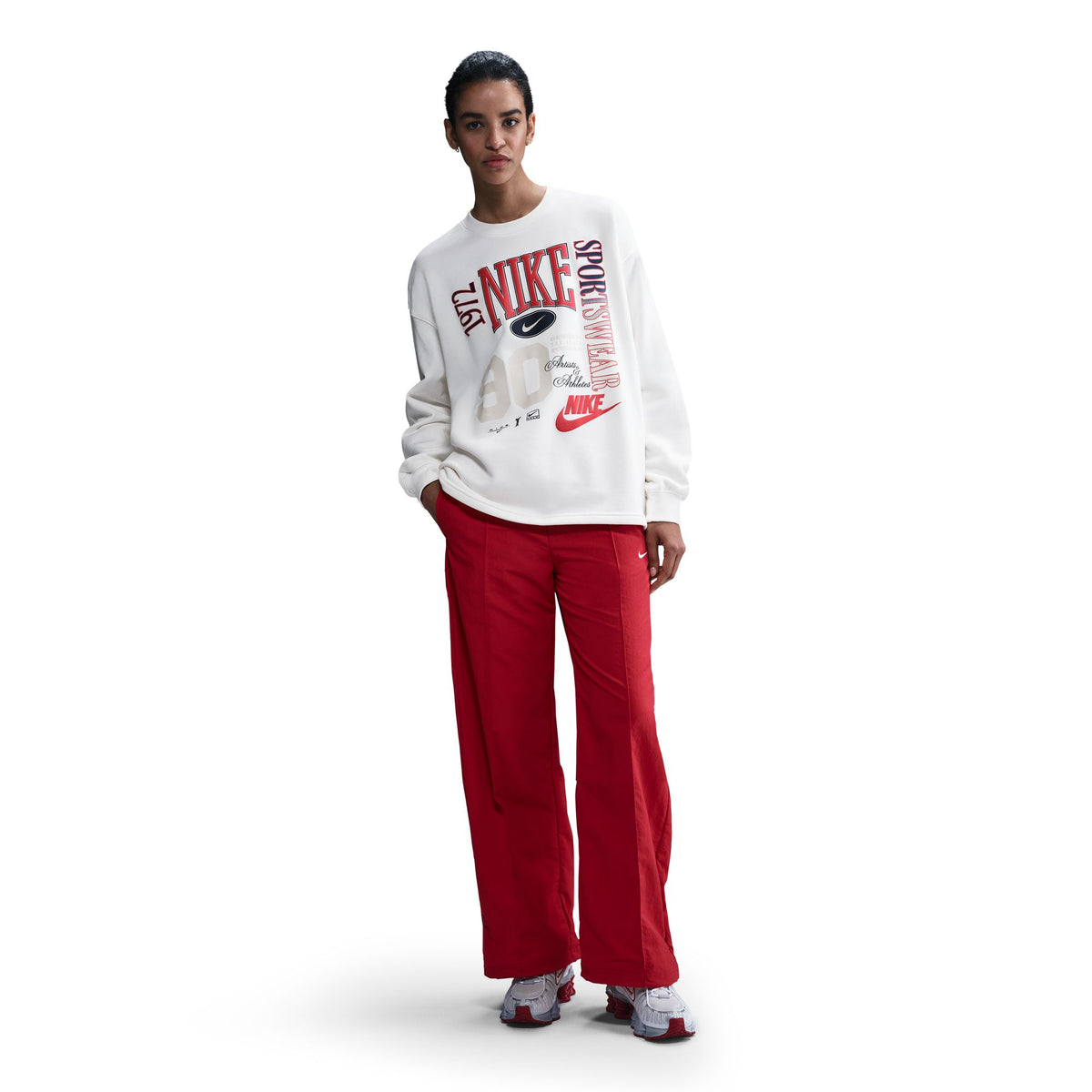 Nike - W Oversized Crewneck ~ White – FLAVOUR '99