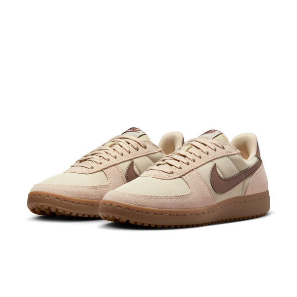 Nike - W Field General ~ Beach