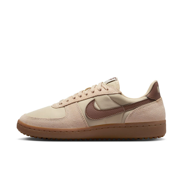 Nike - W Field General ~ Beach