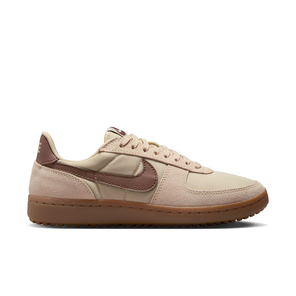 Nike - W Field General ~ Beach