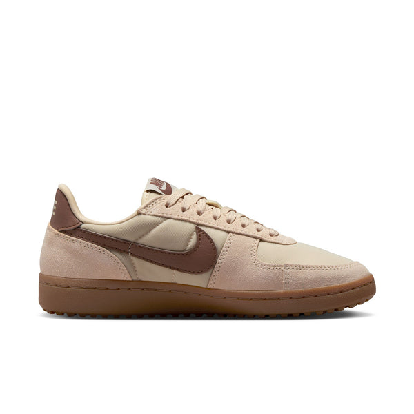 Nike - W Field General ~ Beach