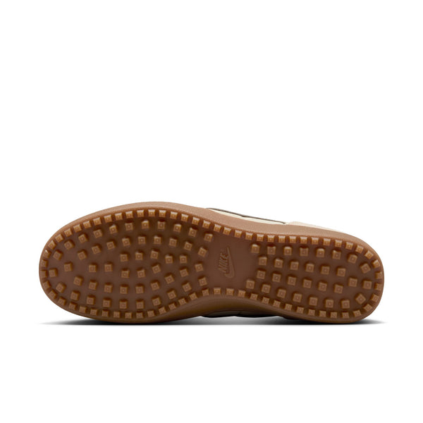 Nike - W Field General ~ Beach