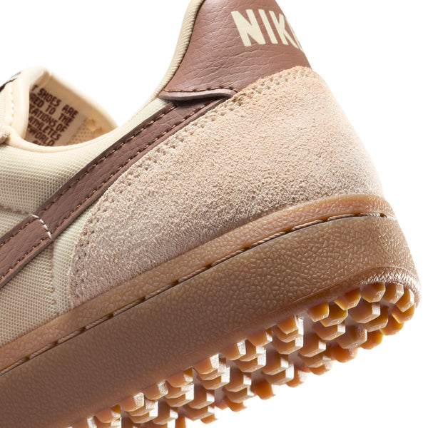 Nike - W Field General ~ Beach