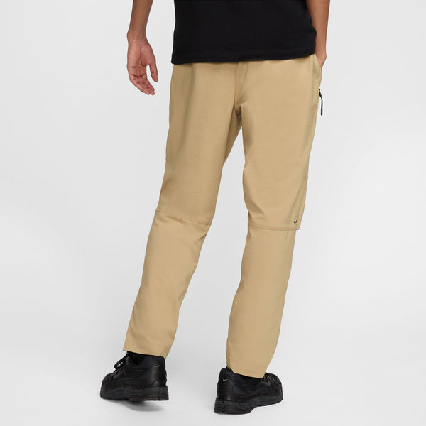 Nike - Tech Woven Pant ~ Beige