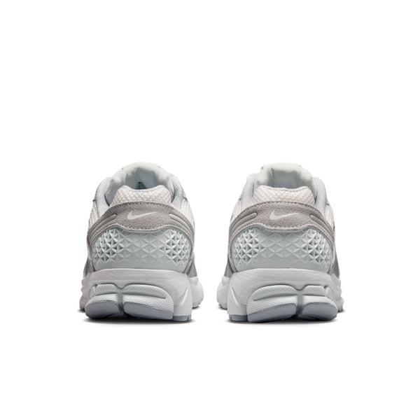 Nike - W Zoom Vomero 5 ~ Pure Platinum