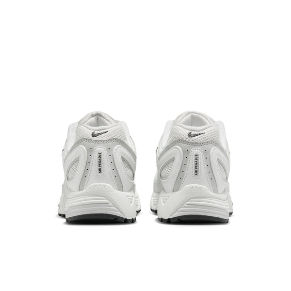 Nike - W Air Pegasus 2005 ~ Summit White