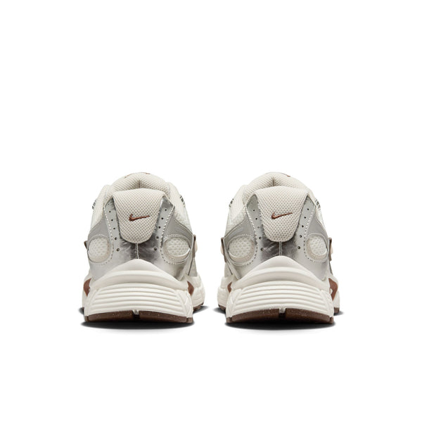Nike - W V5 RNR ~ Sail/Fauna