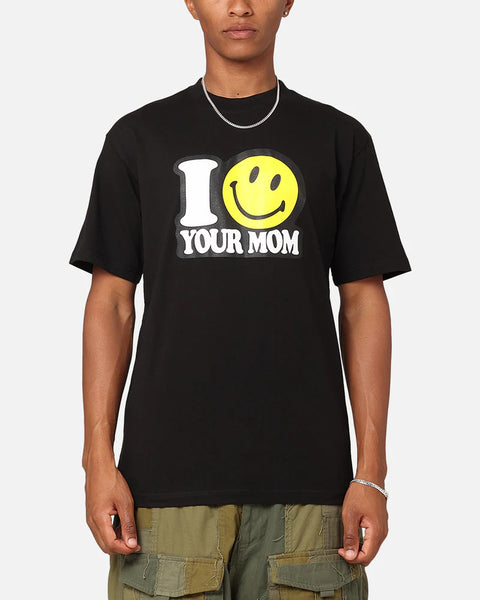 Market - Smiley Your Mom Tee