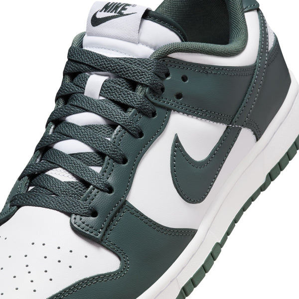 Nike - Dunk Low Retro ~ Vintage Green