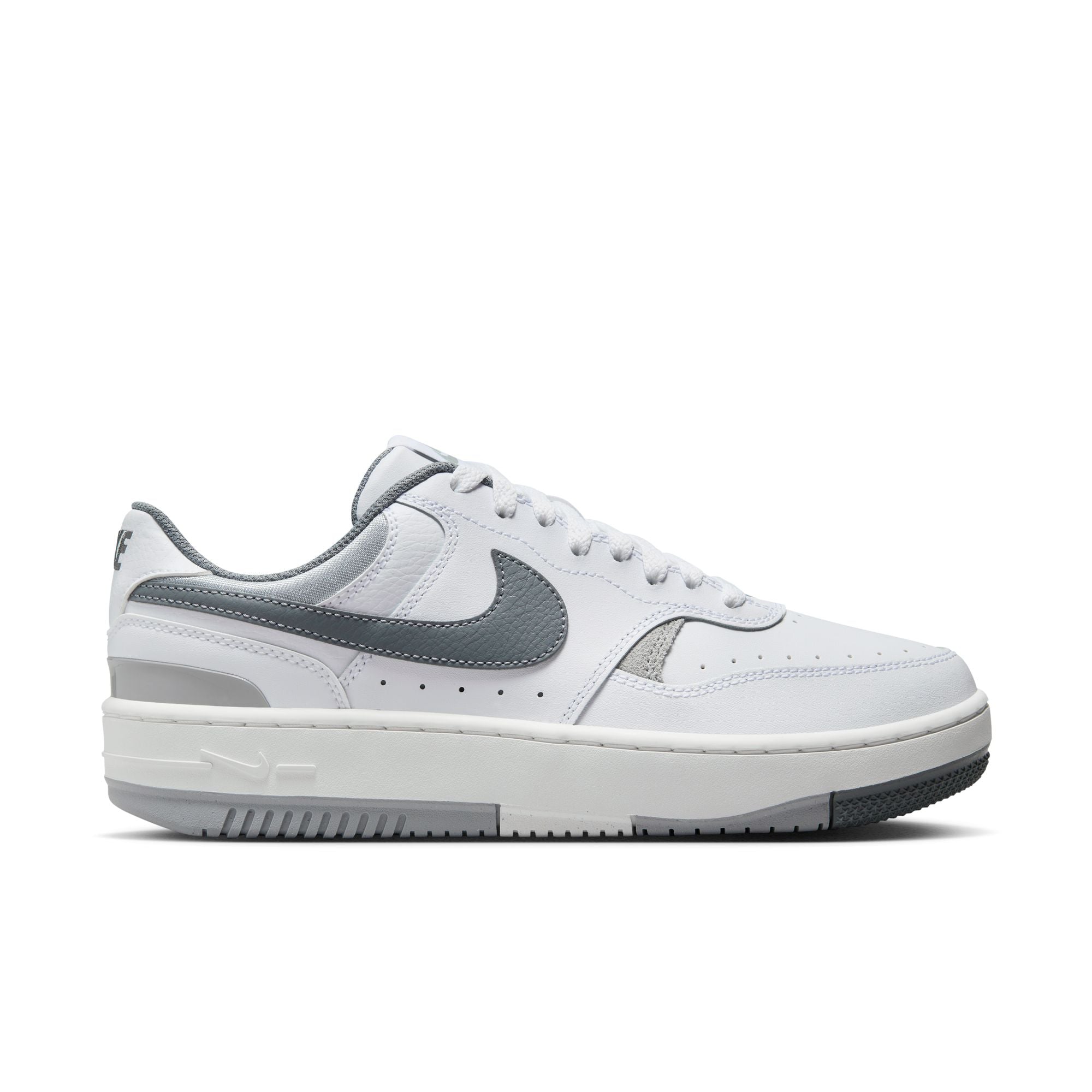 Nike - W Gamma Force White/Grey