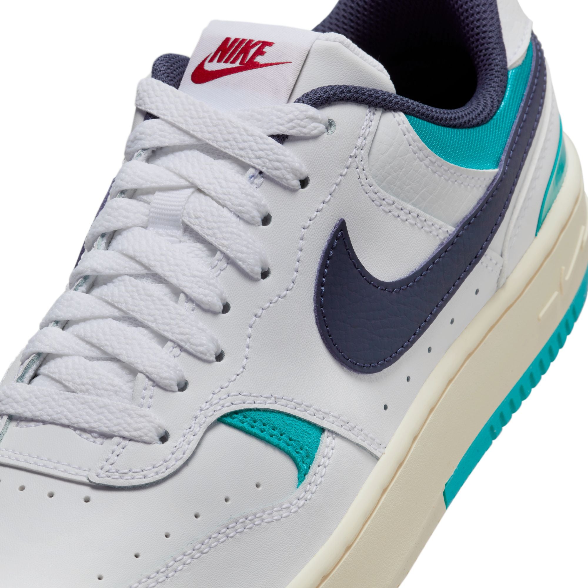 Nike - W Gamma Force White/Blue