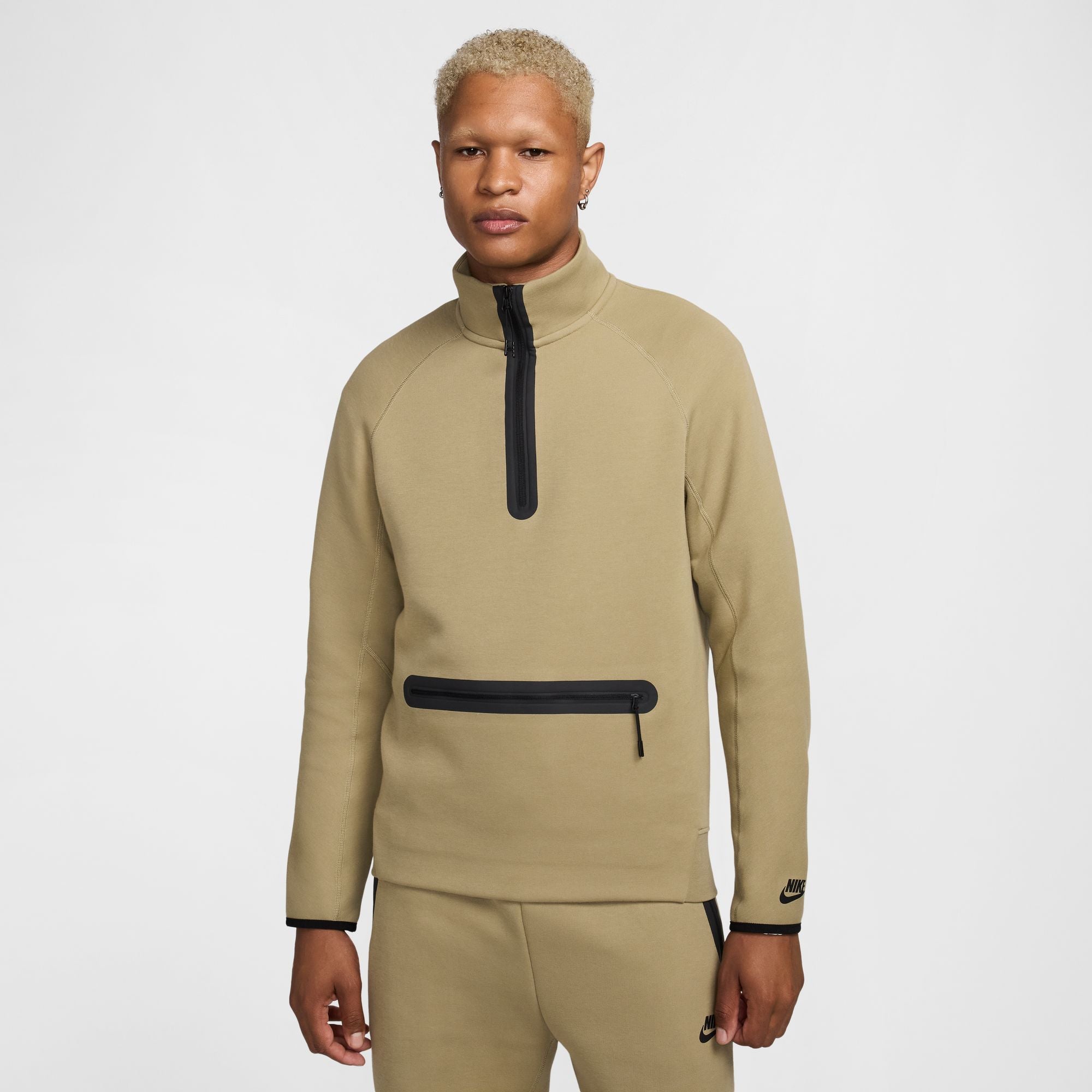 Nike - Sportswear Tech Fleece 1/2 Zip Sweatshirt Brown