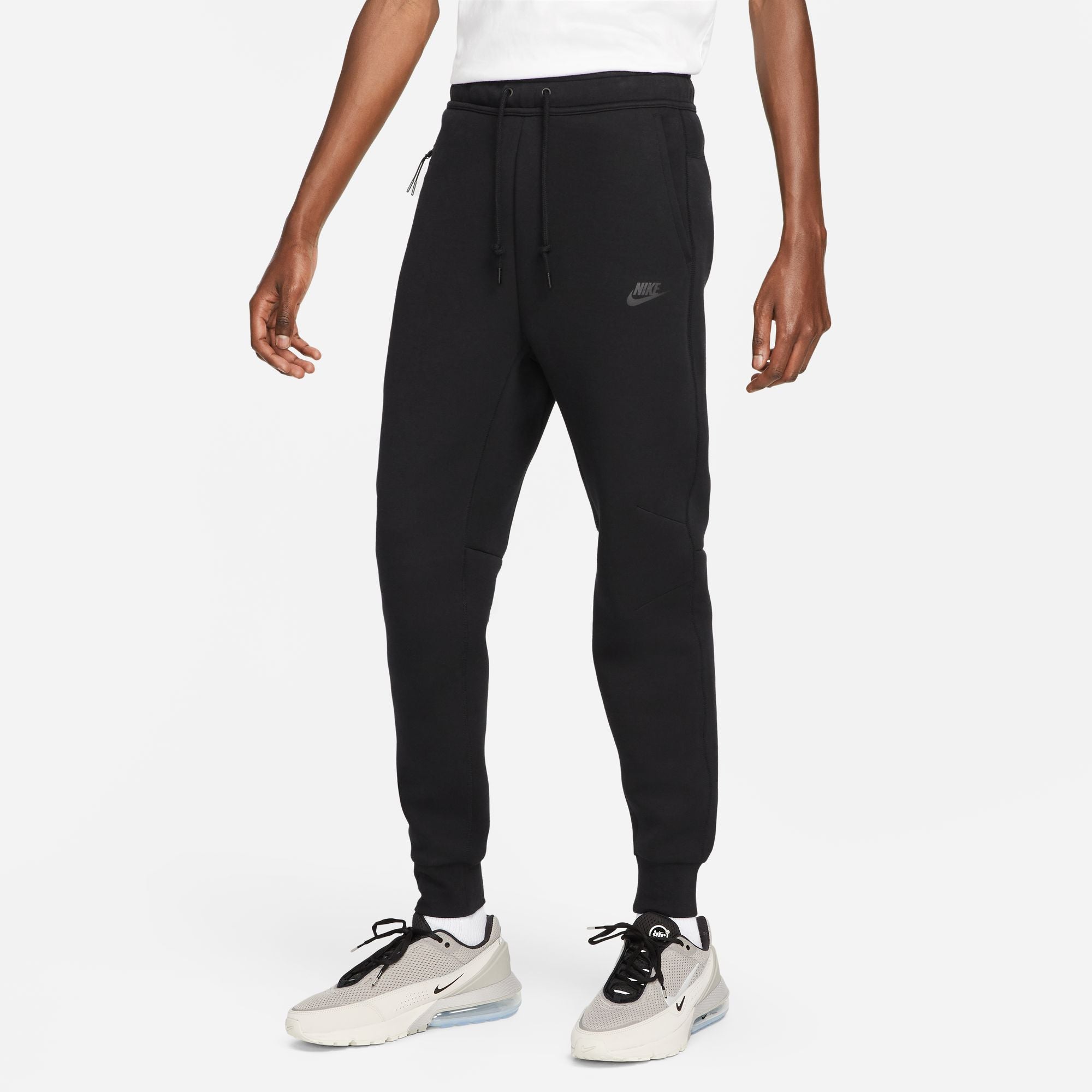 Nike sportswear tech jogger online