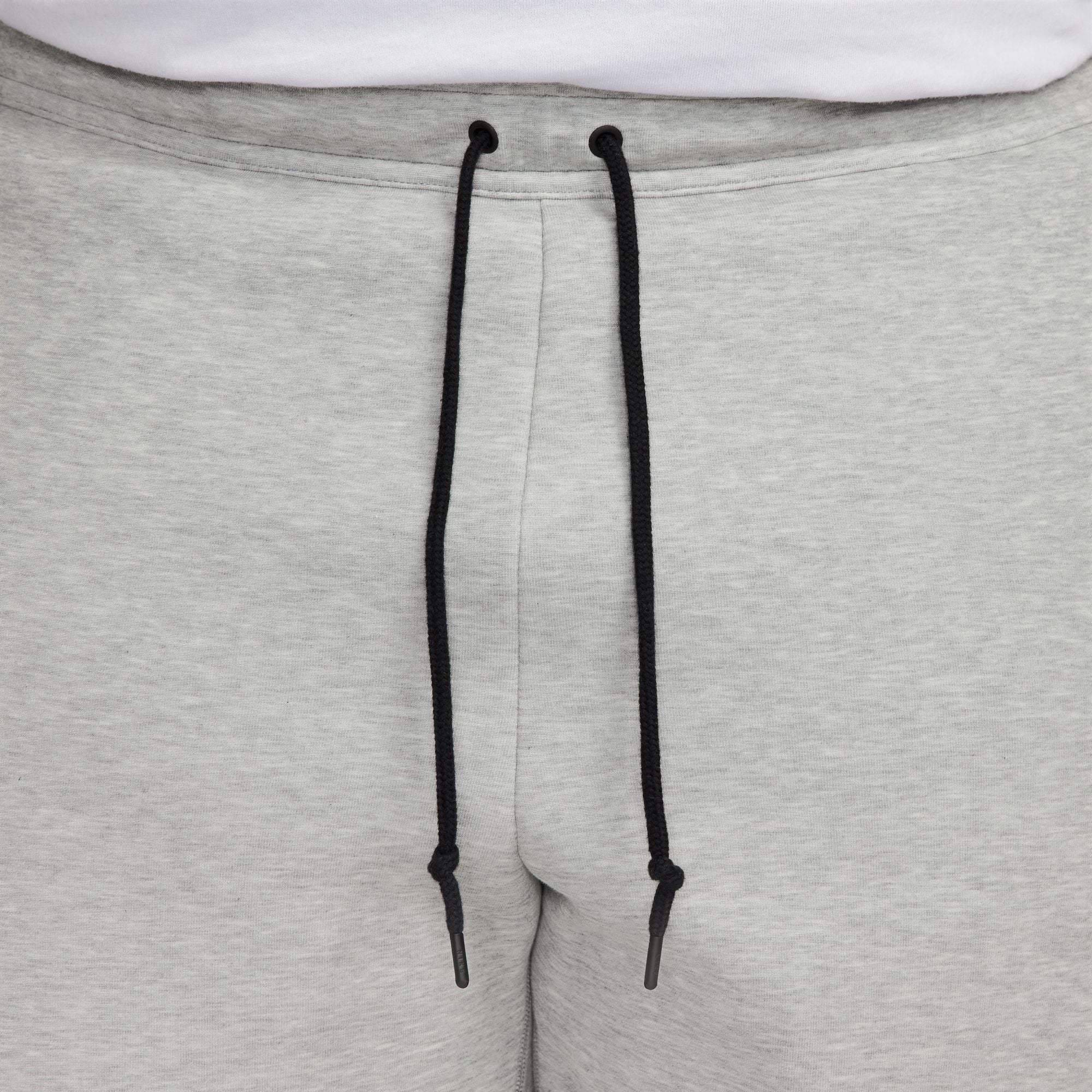 Nike - Sportswear Tech Fleece Short Grey
