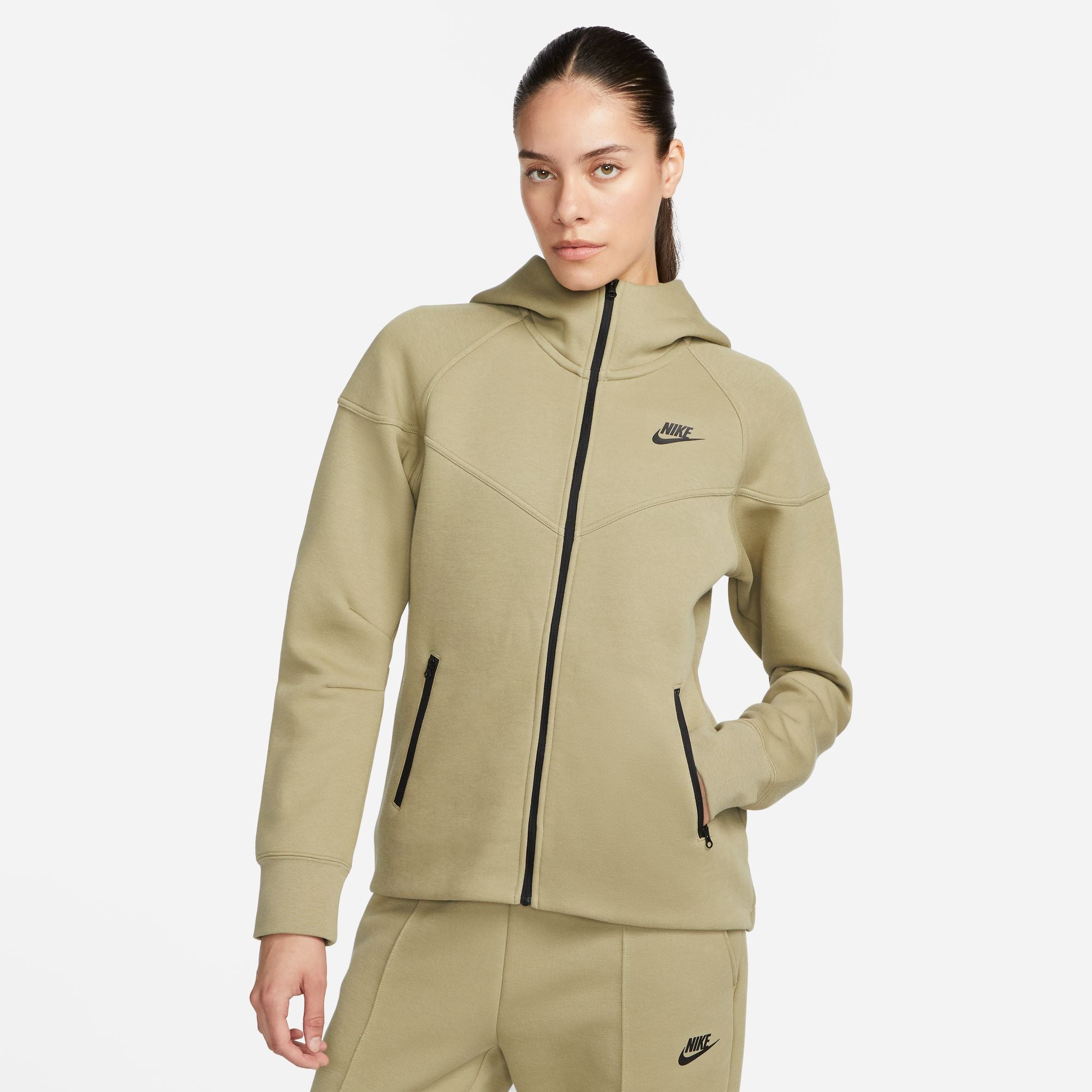 Nike - W Sportswear Tech Fleece Windrunner