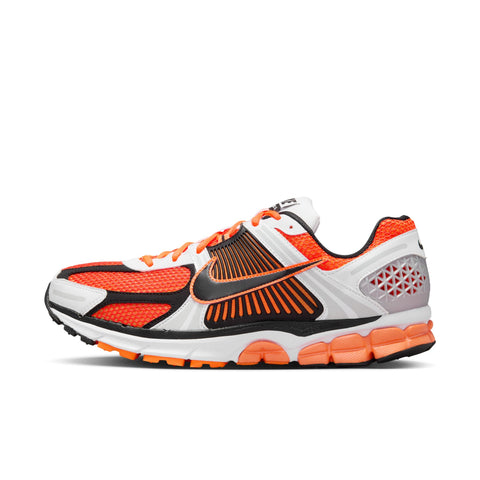 Nike - Zoom Vomero 5 ~ Total Orange