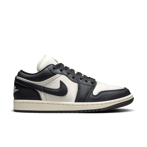 Nike - W Air Jordan 1 Low SE