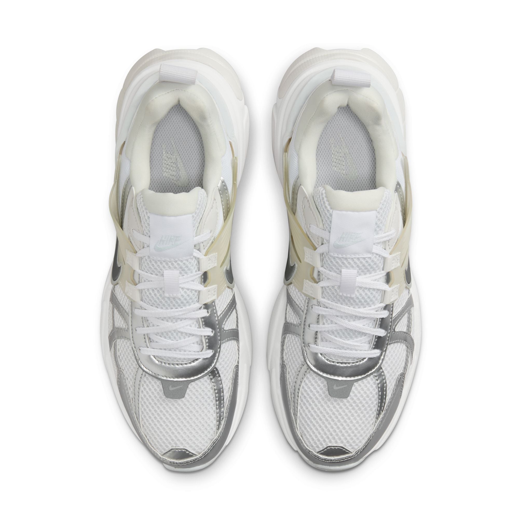 Nike - W V2K Run White/Metallic Silver