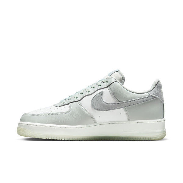 Nike - Air Force 1 '07 LV8 ~ Light Silver