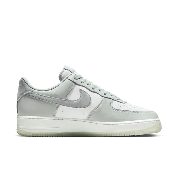 Nike - Air Force 1 '07 LV8 ~ Light Silver