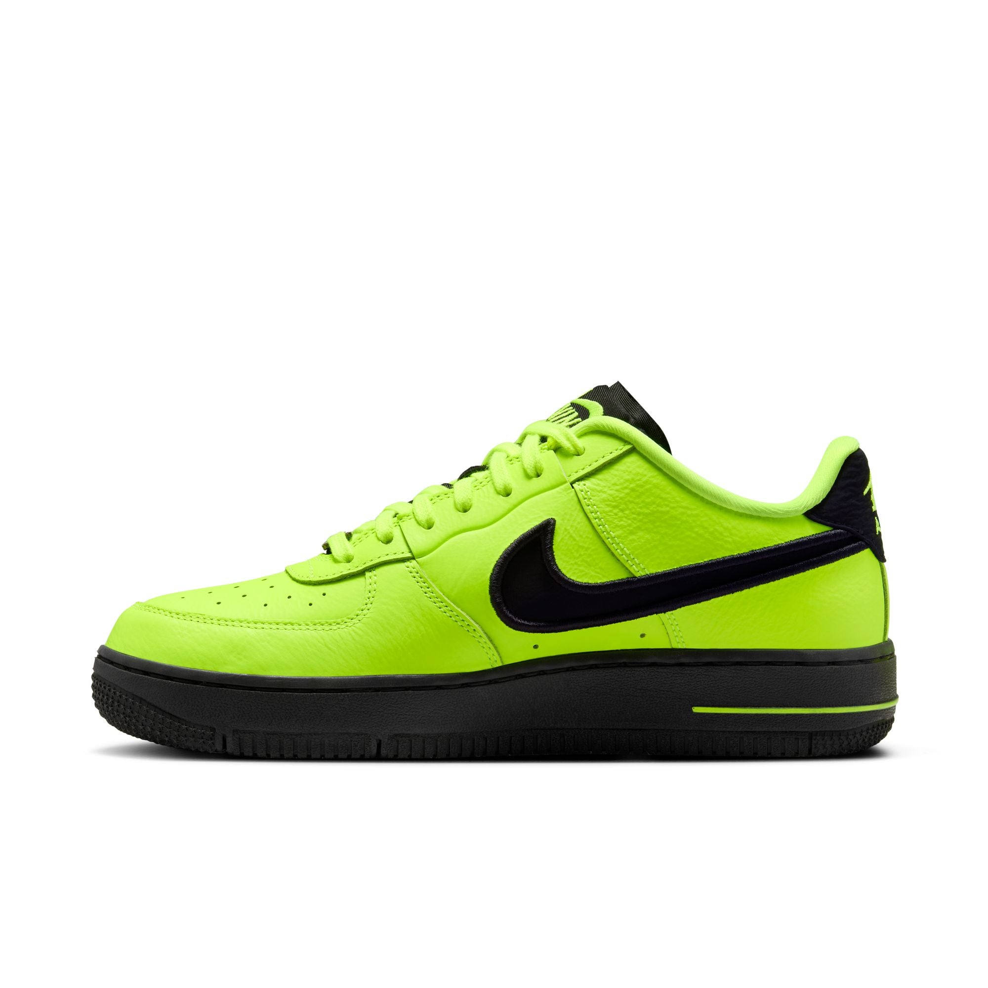 Nike - W Air Force 1 Dance Volt