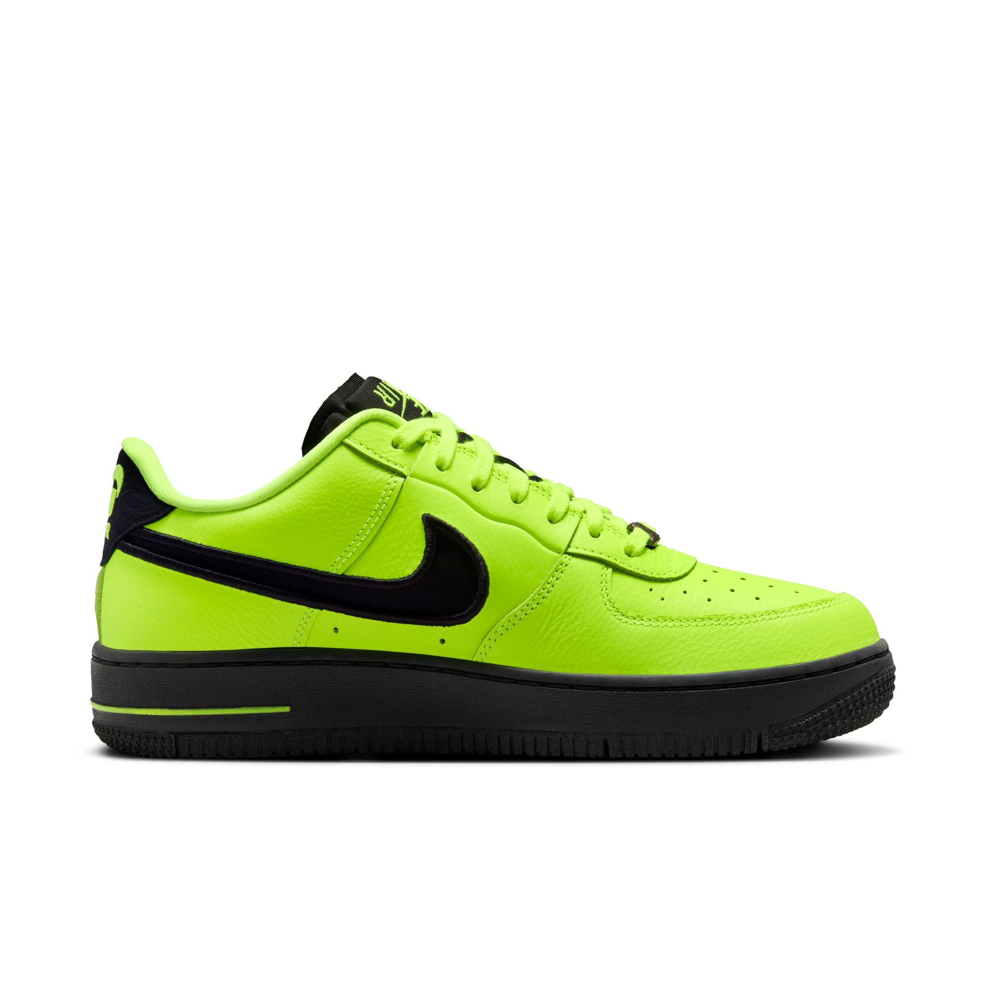Nike - W Air Force 1 Dance Volt