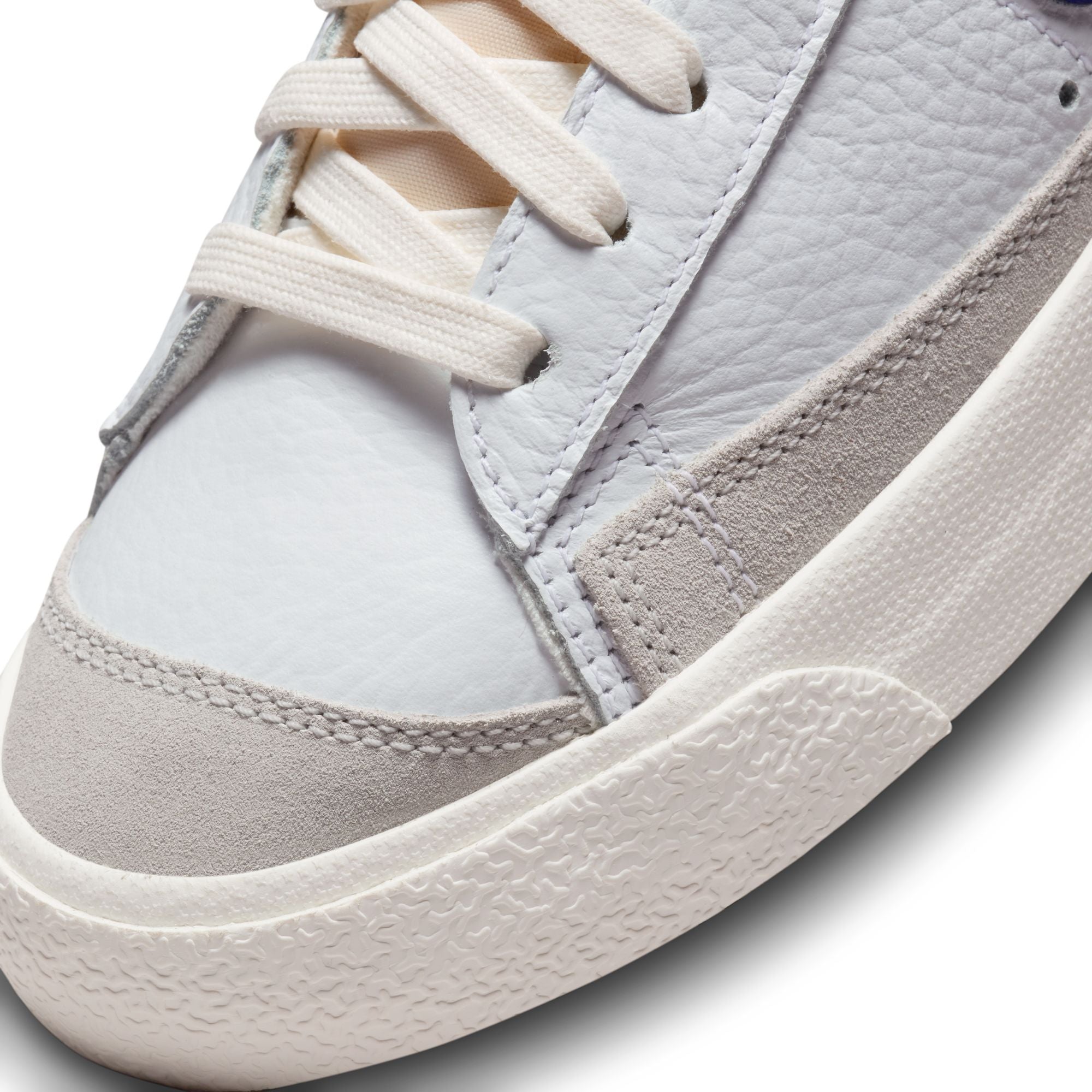 blazer mid shoes