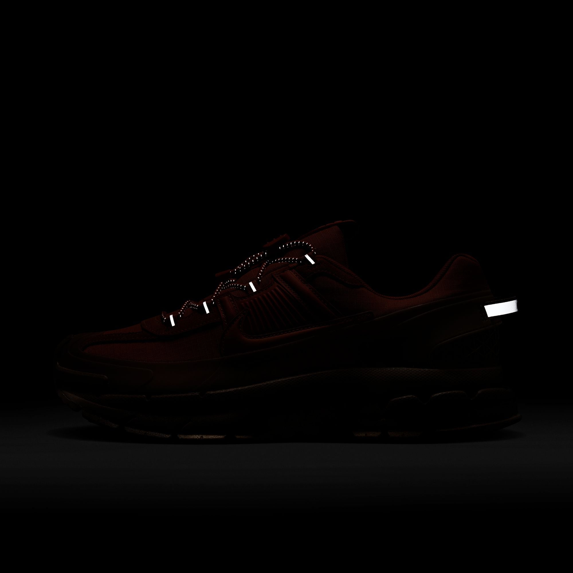 Nike - Zoom Vomero Roam Safety Orange