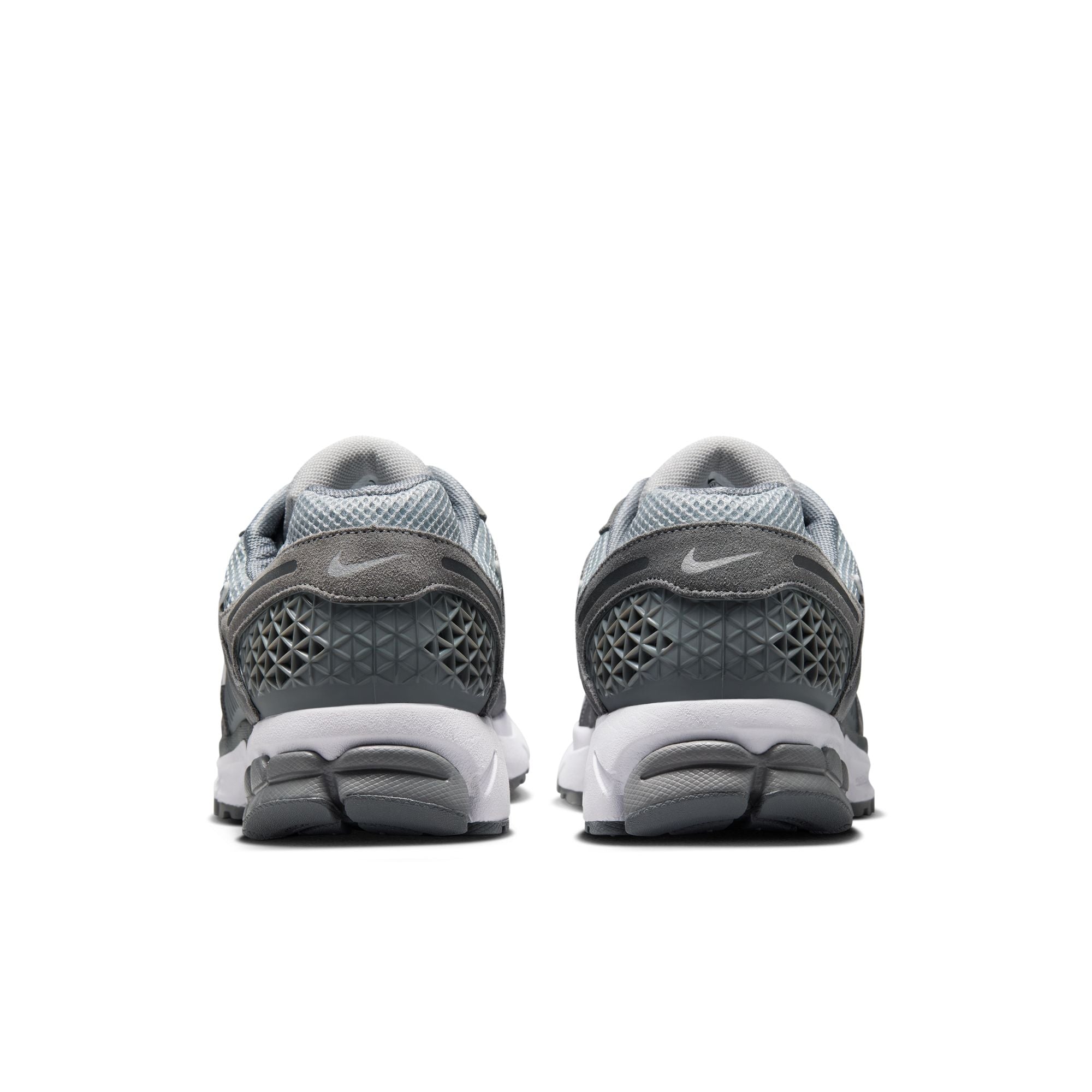 Nike - Zoom Vomero 5 Wolf Grey/White