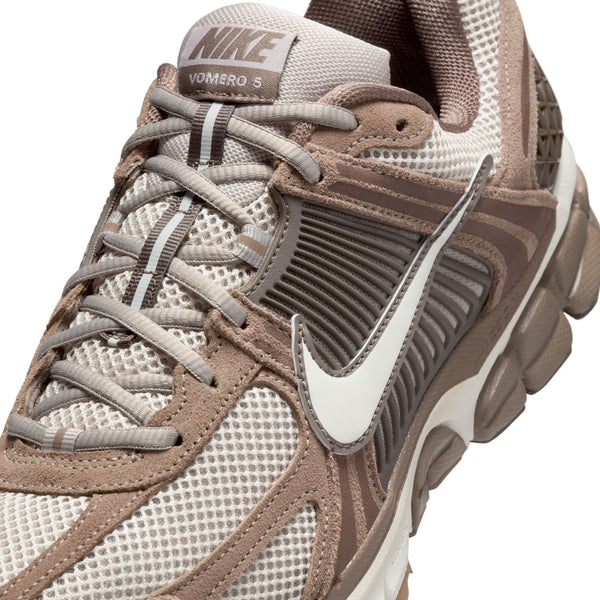 Nike - Zoom Vomero 5 ~ Mink Brown