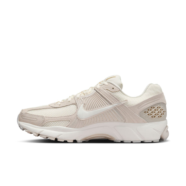 Nike - Zoom Vomero 5 ~ Orewood