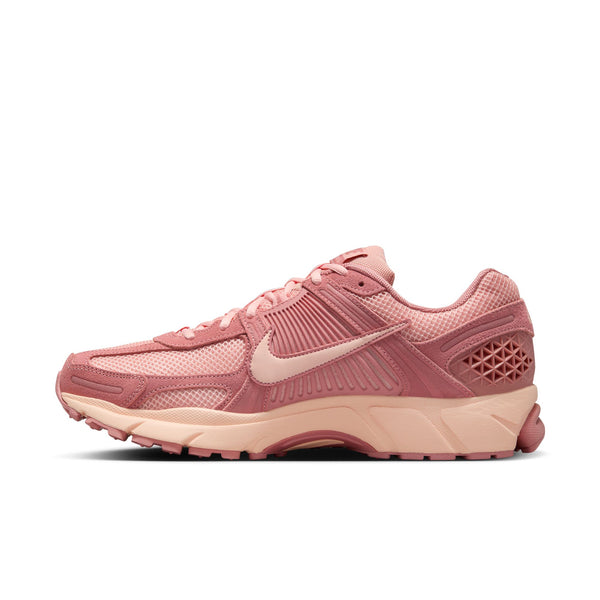 Nike - Zoom Vomero 5 ~ Light Pink