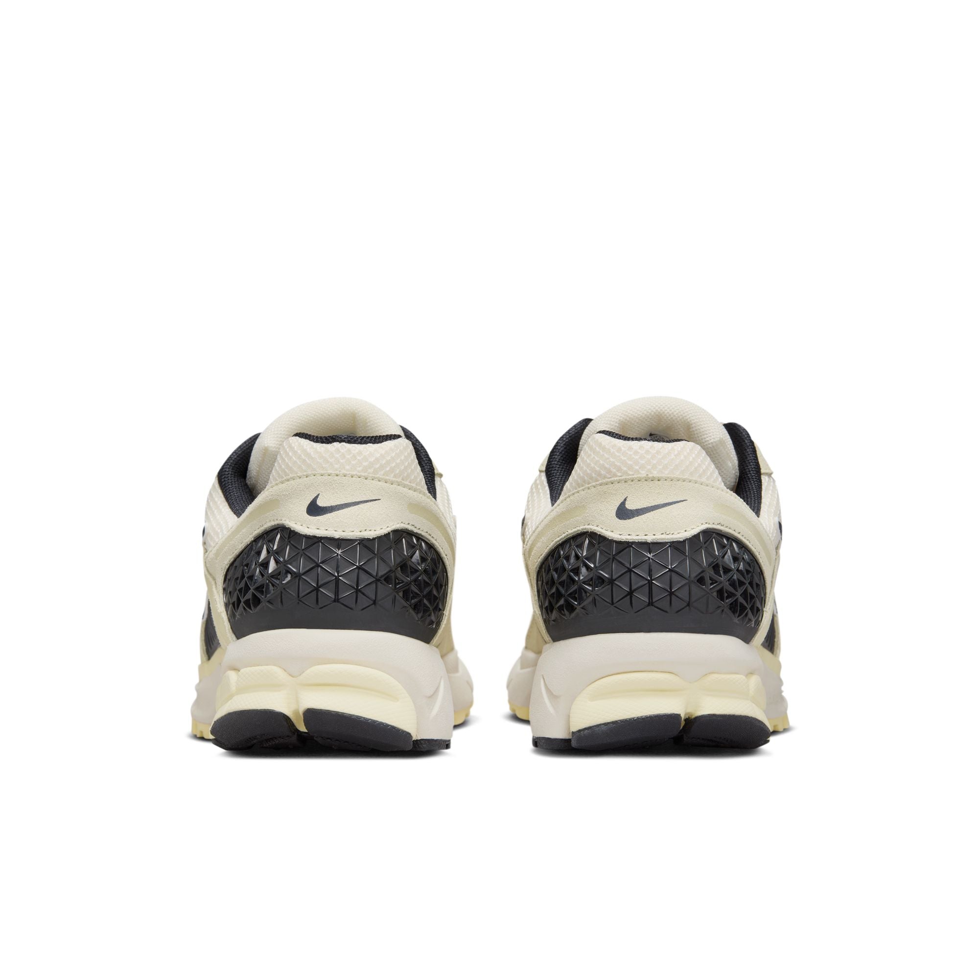 Nike - Zoom Vomero 5 Alabaster/Pale Ivory