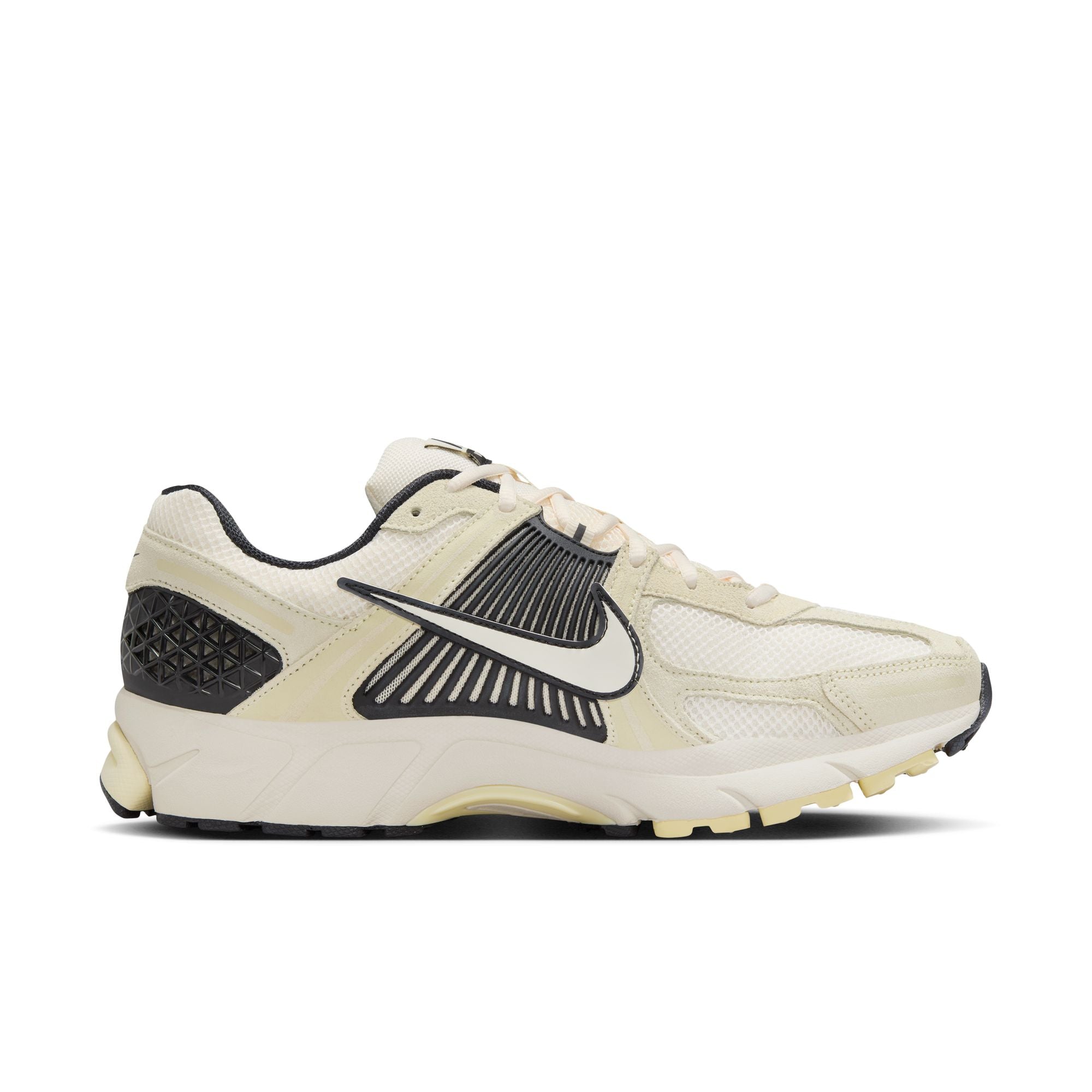 Nike - Zoom Vomero 5 Alabaster/Pale Ivory