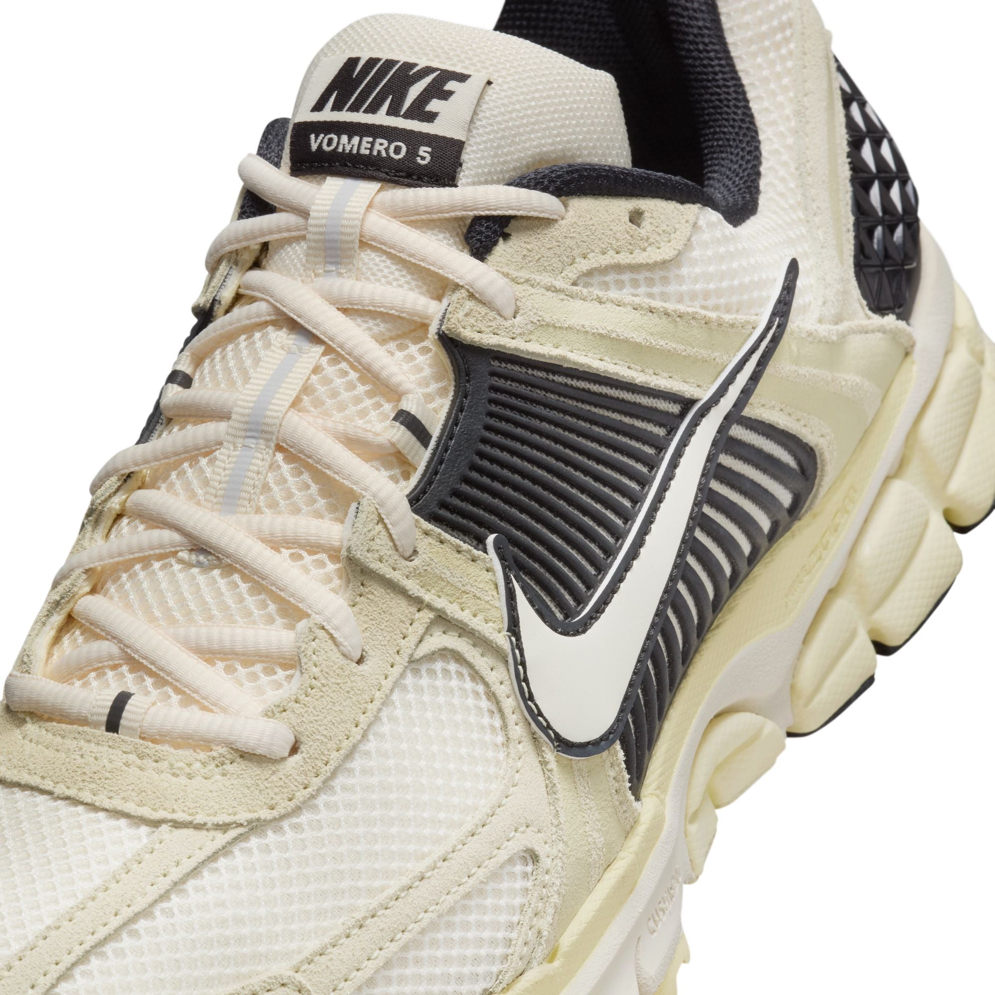 Nike - Zoom Vomero 5 Alabaster/Pale Ivory