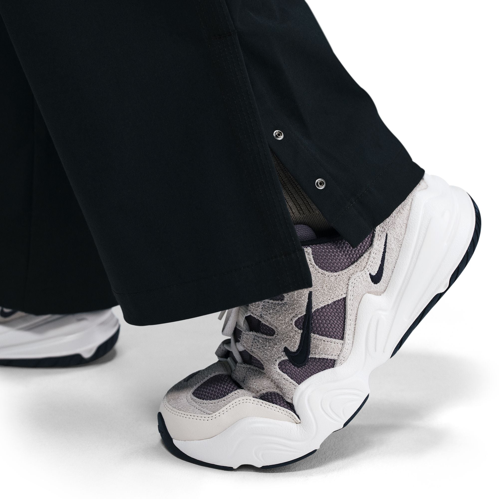 Nike - Sportswear Mid-Rise Twill Trousers Black
